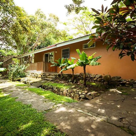 Casa De Piedra Escazu Hotel San Jose  Exterior photo